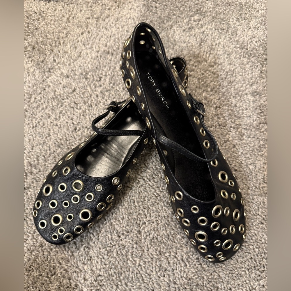 Tory Burch EYELET MARY JANE BALLET-size 6 - Picture 5 of 6